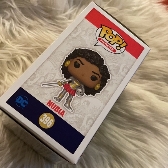 2021 FUNKO POP!NUBIA WONDER WOMAN LIMITED EDITION - Picture 6 of 8
